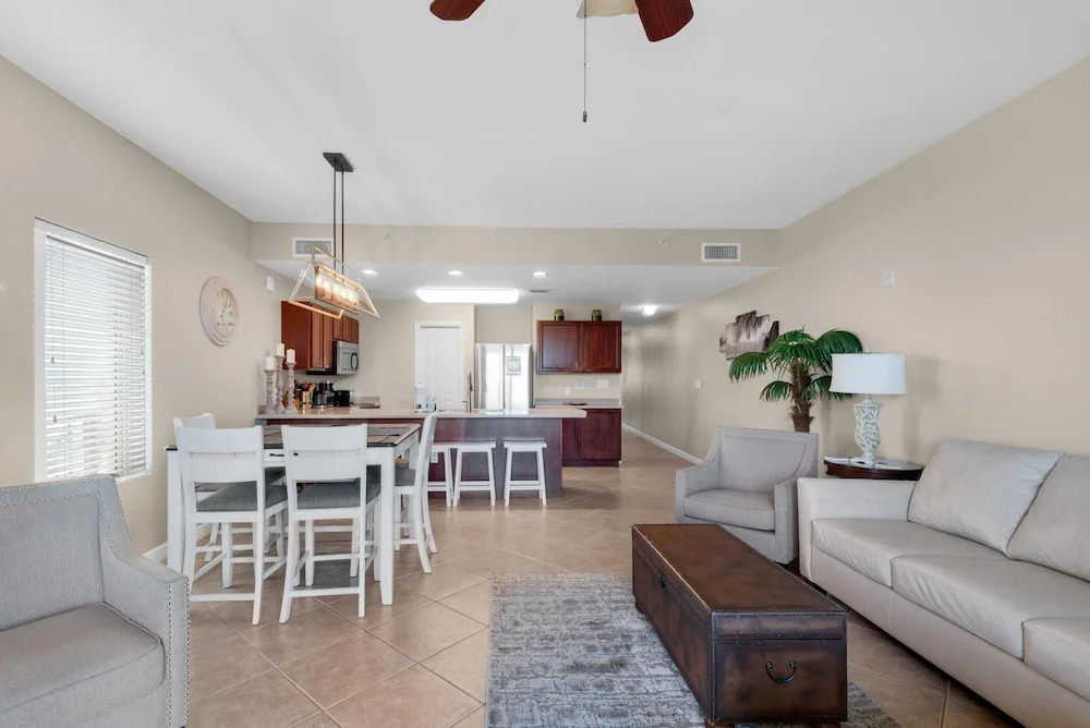 Beach Resort 316