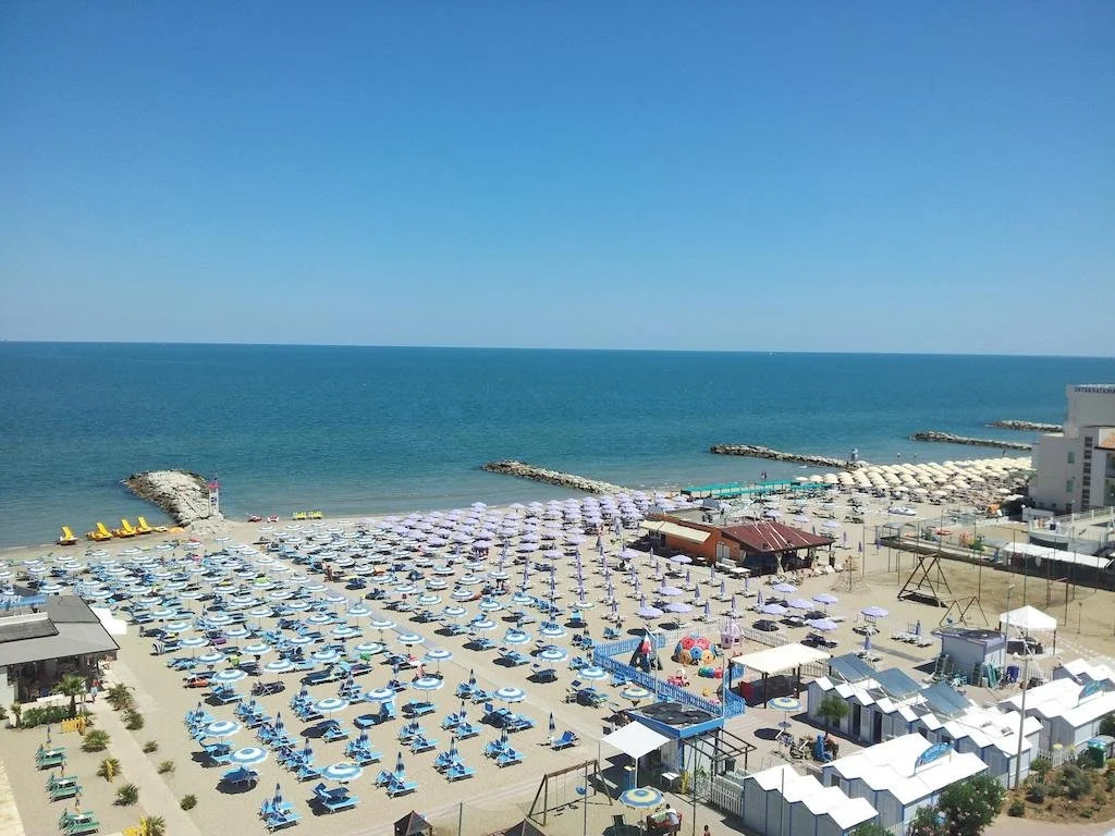Hotel Ambasciatori Beach Front Breakfast e Brunch XXL fino alle 12 30