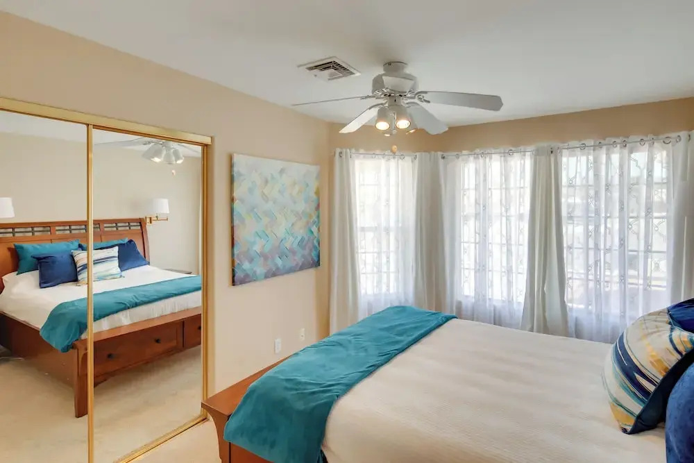 3 Mi to Lake Havasu: Luxe Home w/ Pool & Spa!