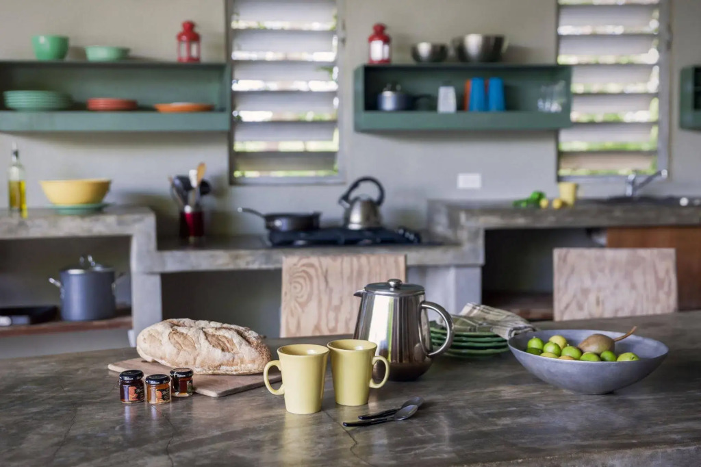 Hix Island House