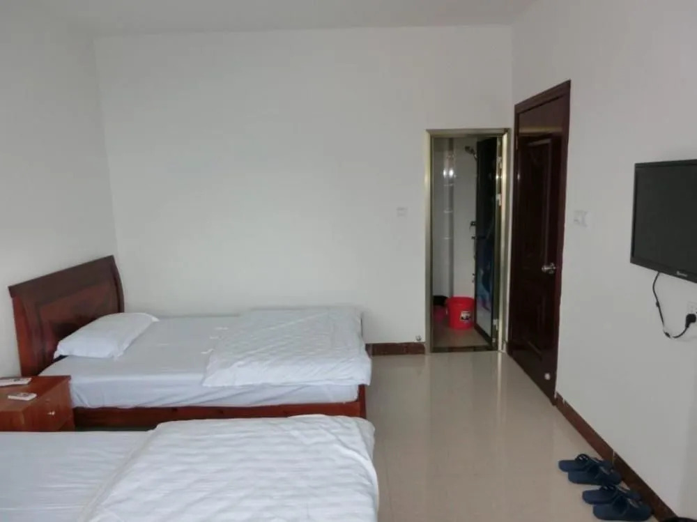 Memory in the Bottle Inn (Weizhou Island Dishui Danping)