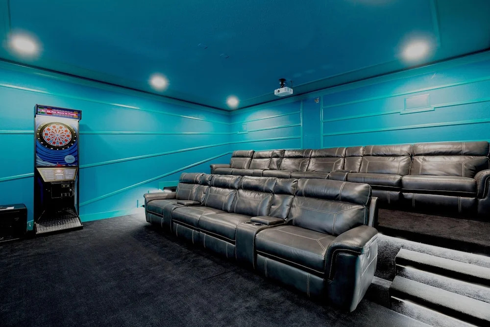 Sr013v: 9 Bed, Avengers, Frozen, Ping Pong