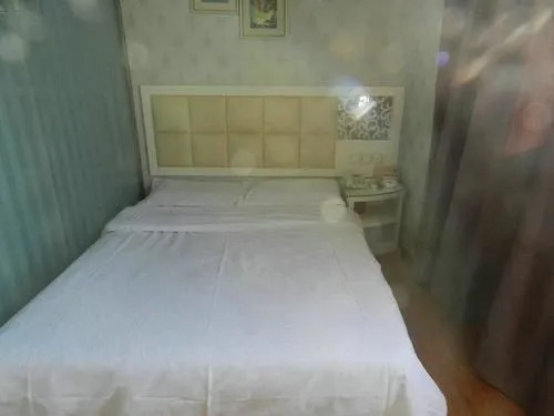 Wuhan Feitai Business Hotel