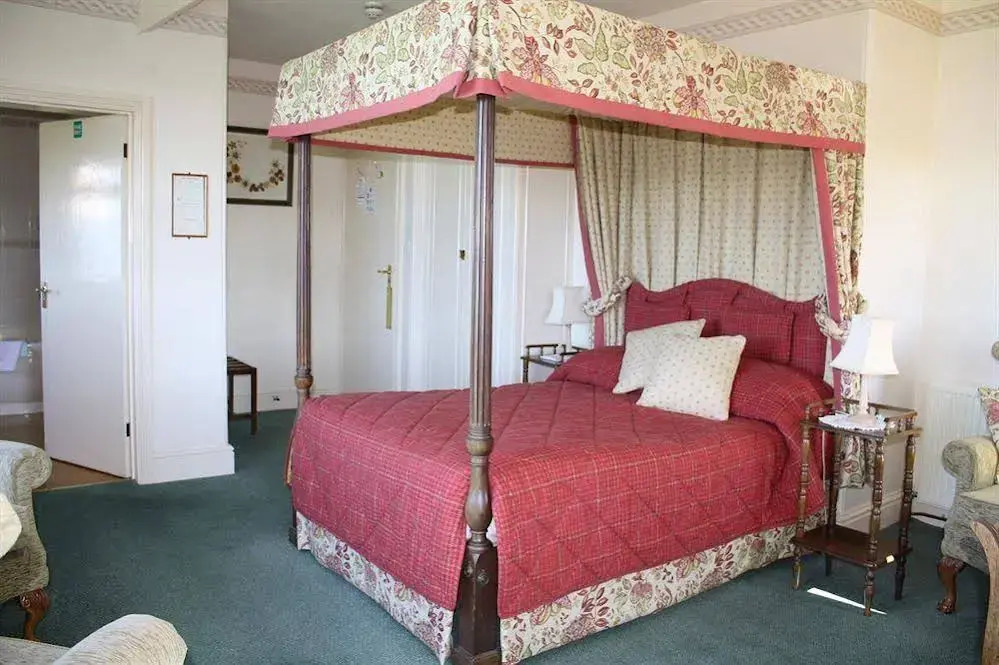 Lantern Lodge Hotel