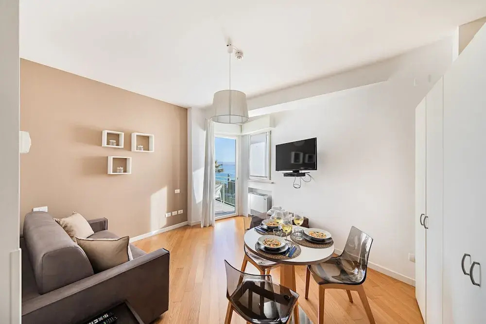 Residenza Miralago - 16 Domitilla - Locazione BK