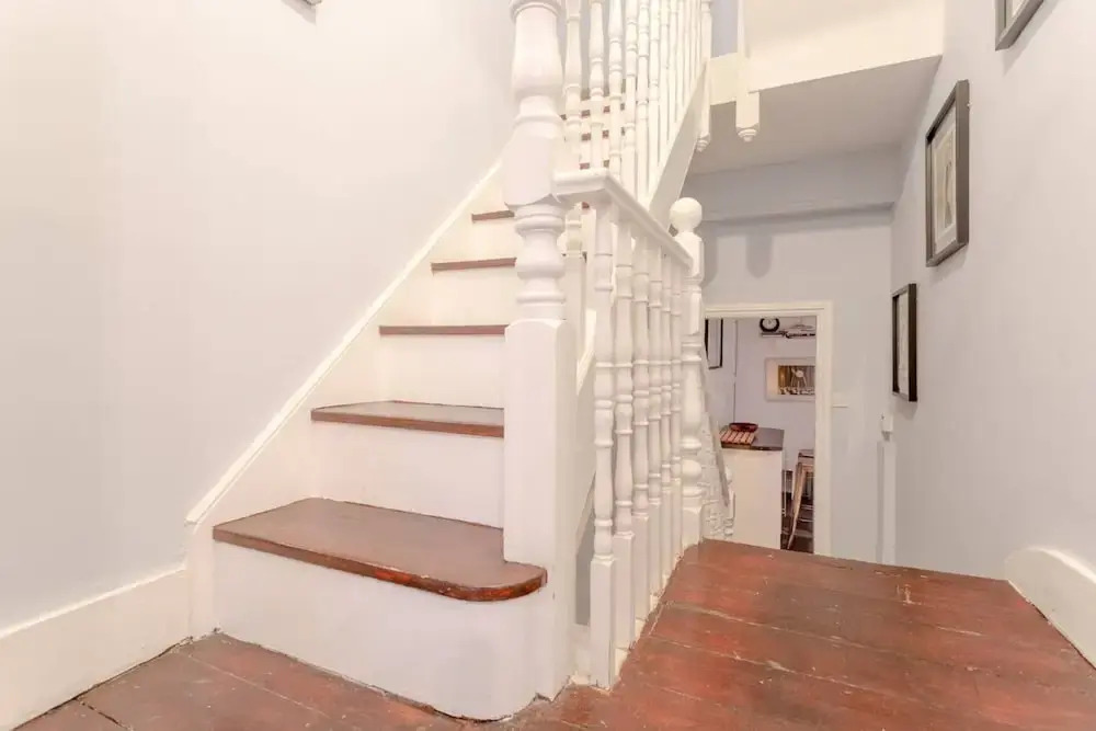 Cozy Charming 3 Bedroom House in Hammersmith