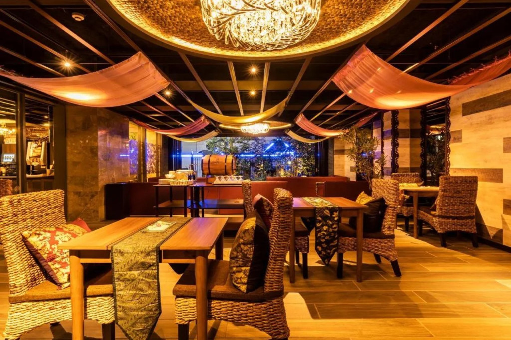 Hotel Petit Bali Garden Shin Okubo