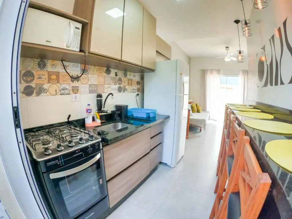 Apartamento Com Piscina E Churrasqueira