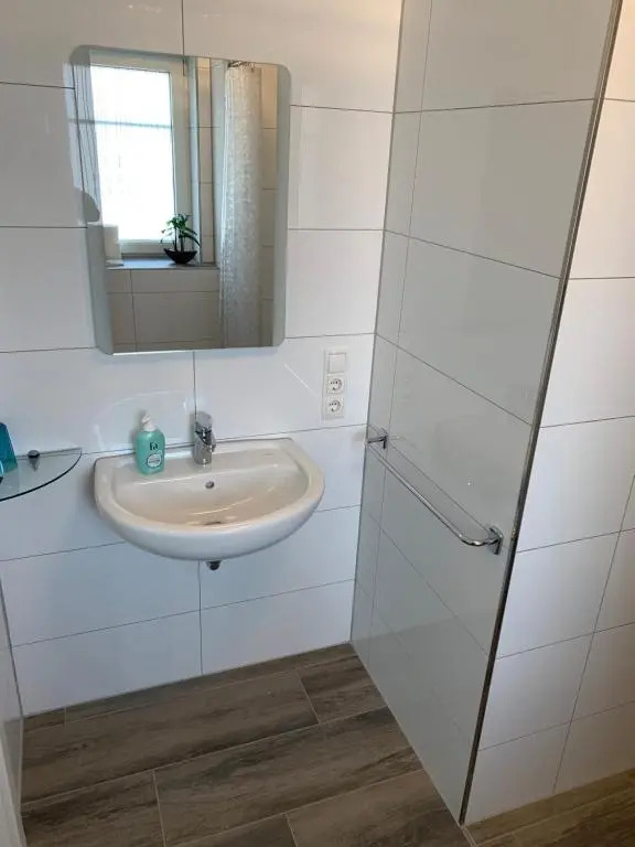 Friese24