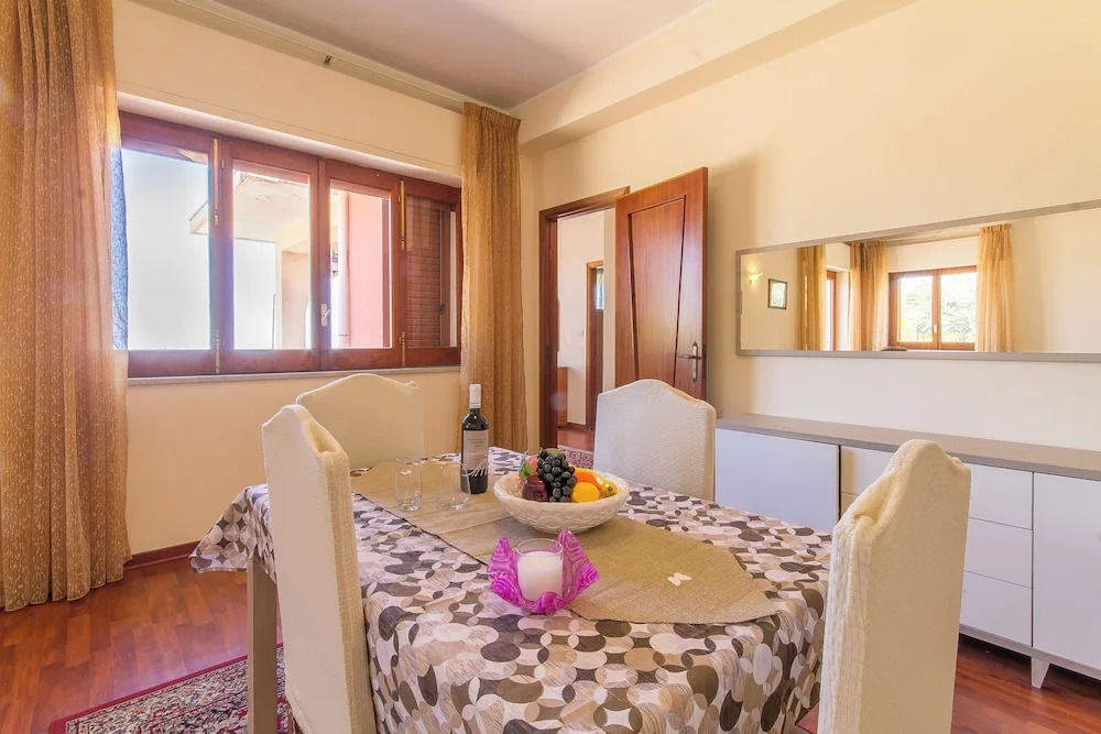 Villa With Volcano View - Happy Rentals