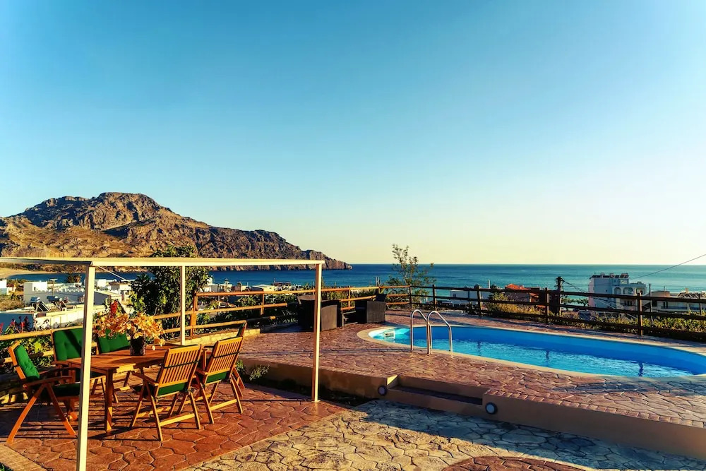 Family Villa Ellis Plakias with private pool 200m to the beach walking distance to the amenities