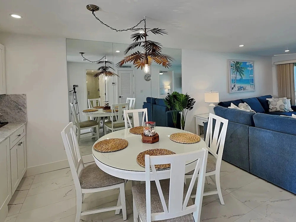 Pointe South 106