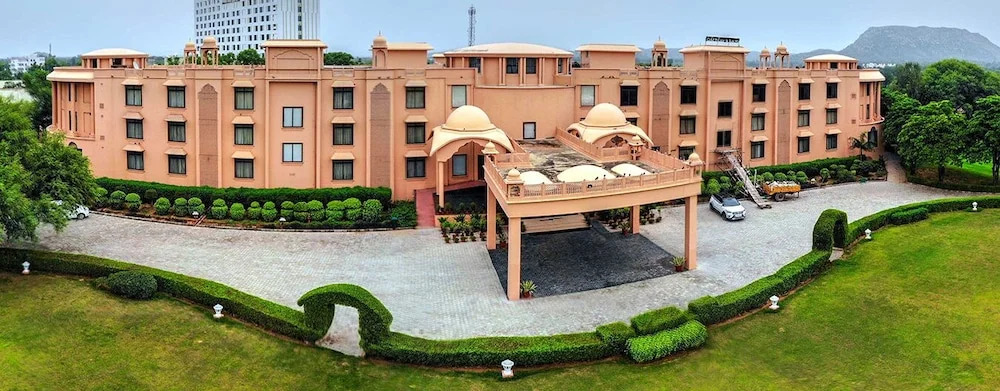 The Gold Palace & Resorts