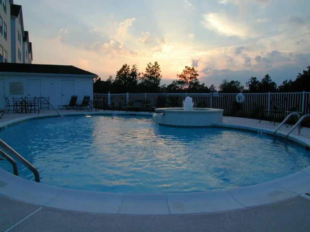 Holiday Inn Express & Suites Southern Pines-Pinehurst Area by IHG