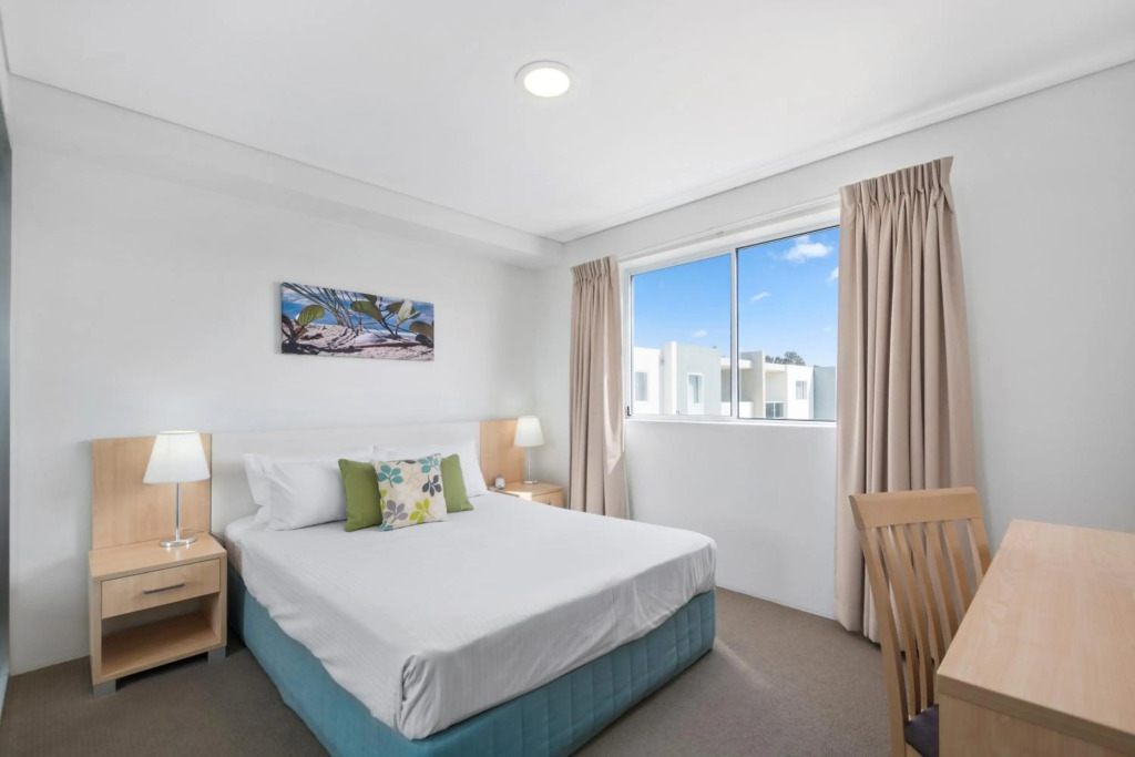 Quality Suites Pioneer Sands
