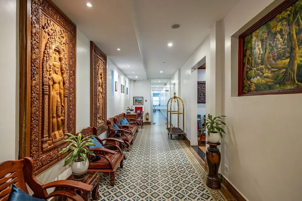 Two Seasons Siem Reap Hotel