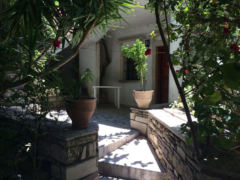 Odysseas Bungalows
