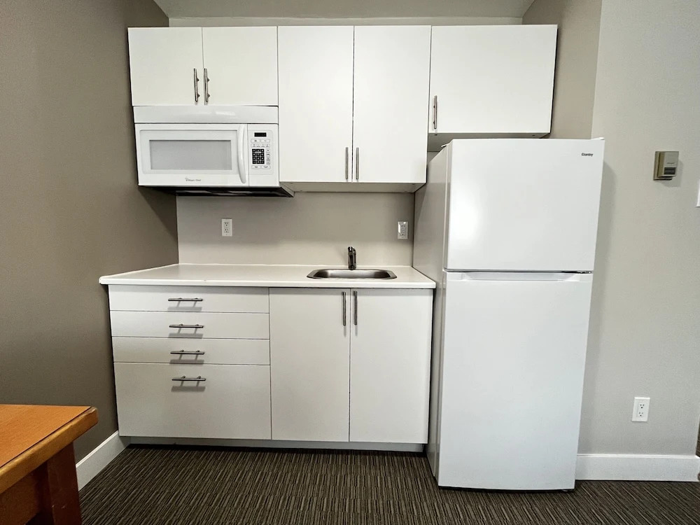 Anavada Inn & Suites - Prince George