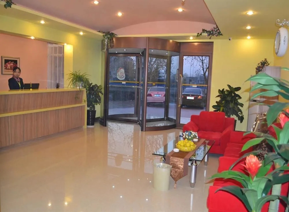 Qingdao 678 Hotel