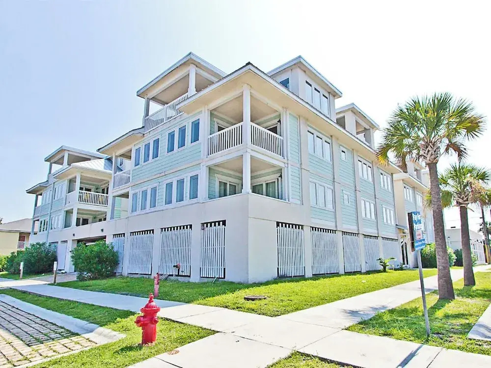 Captains Watch by Tybee Vacation Rentals
