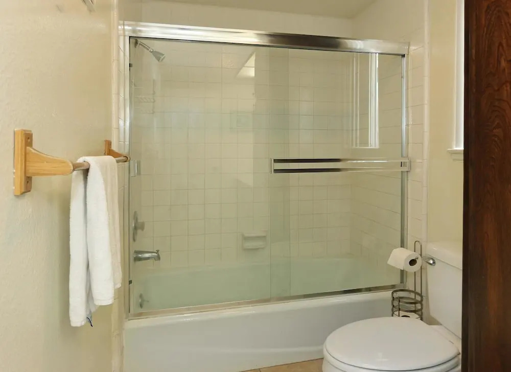 3014 W. Oceanfront 1 Bedroom 1 Bathroom Townhouse