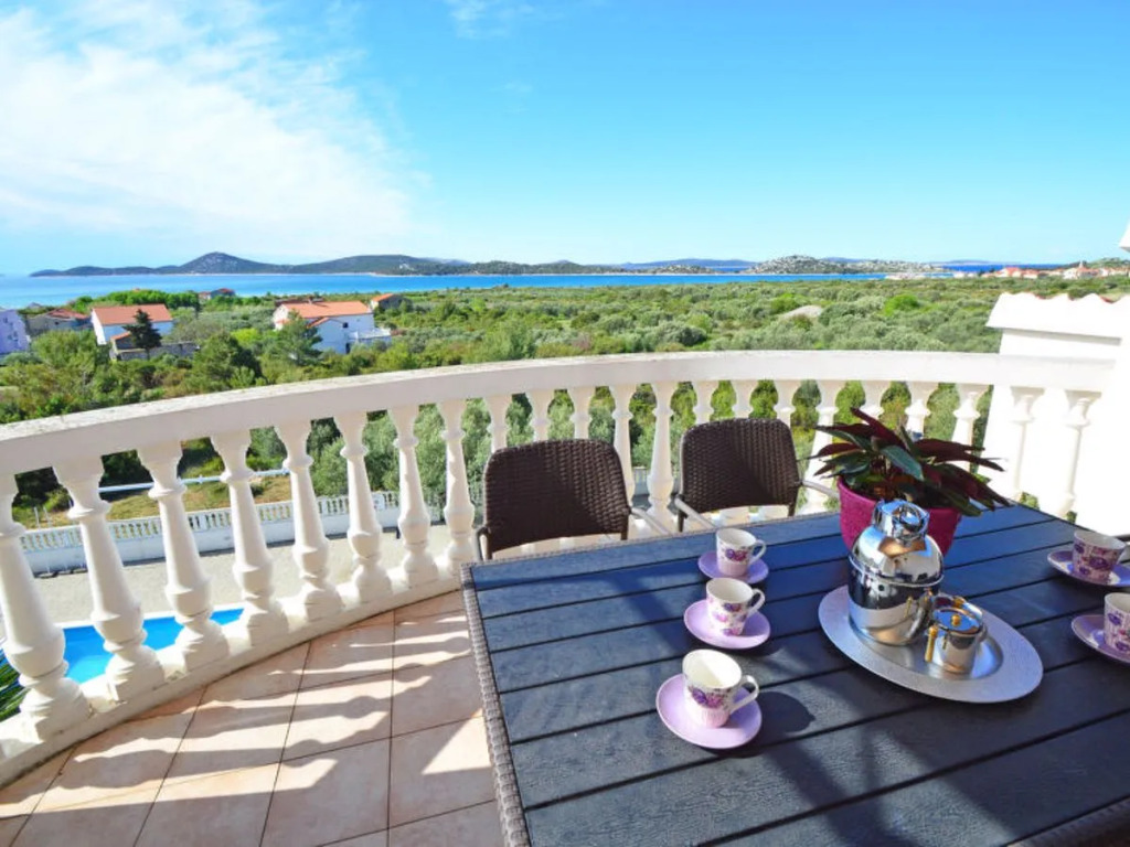 Apartment Rina Paros 22746