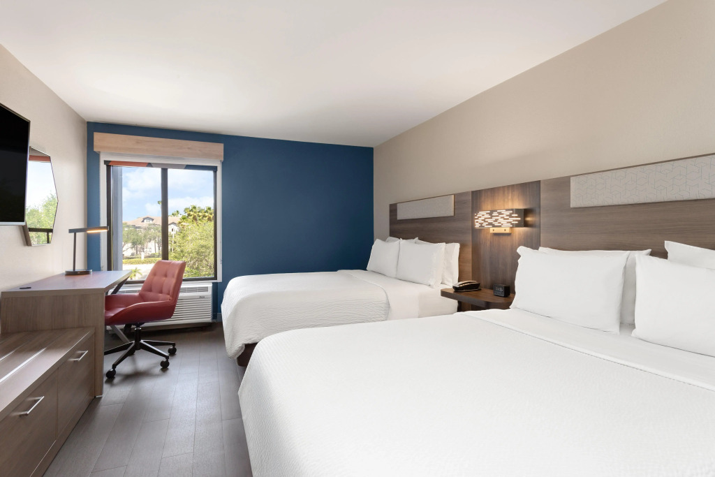 Holiday Inn Express Hotel & Suites Tampa-Rocky Point Island by IHG