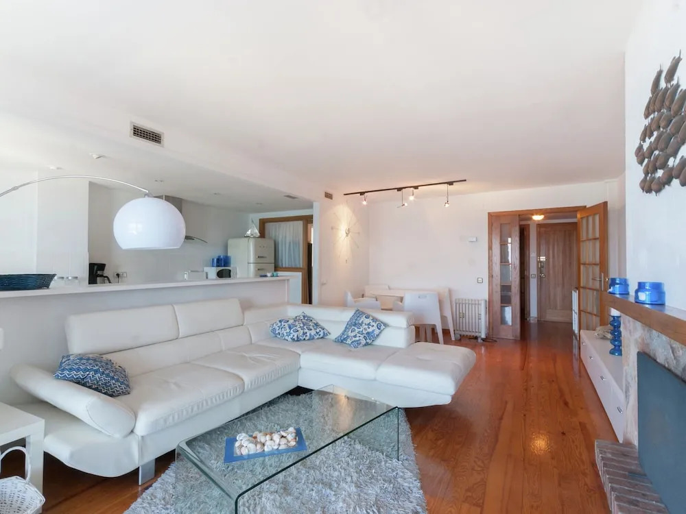 Luxury Apartment in L'escala Catalonia near Beach