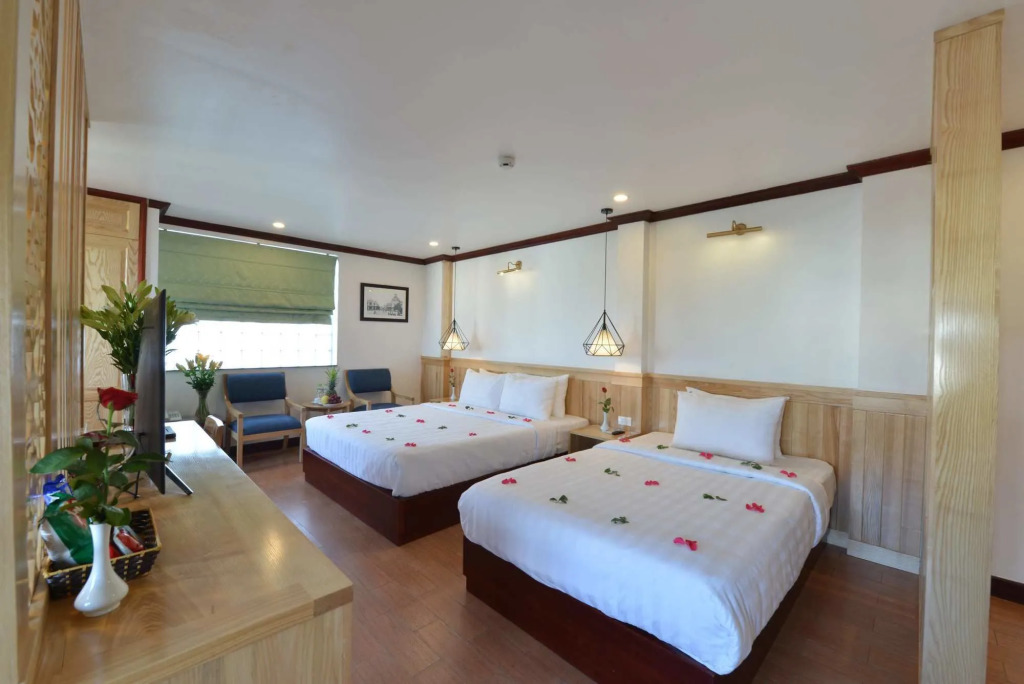 Blue Ha Noi Inn Legend Hotel