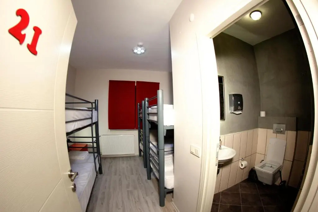 GRAND BELLA VİSTA Hostel