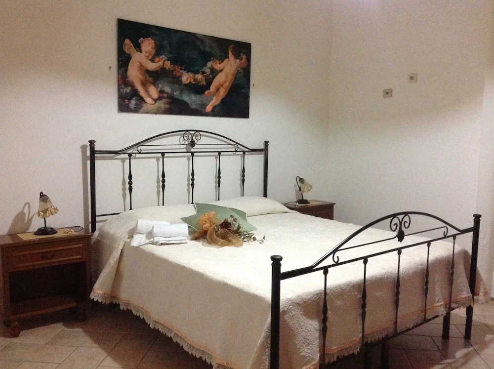 House Zabbara Sustonaci