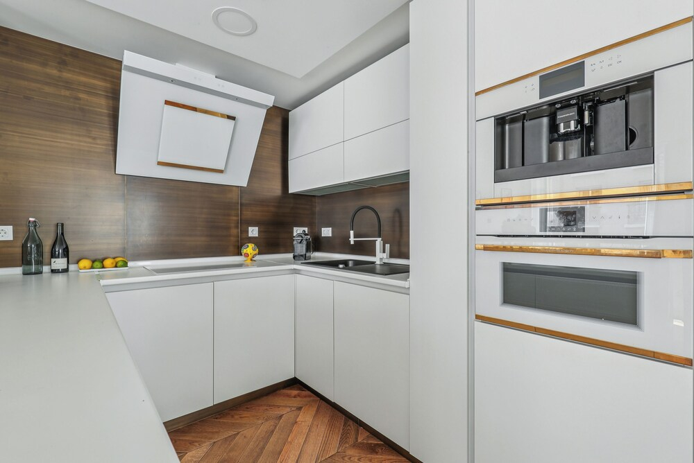 Chic 1BR Near Louvre & Musee d Orsay