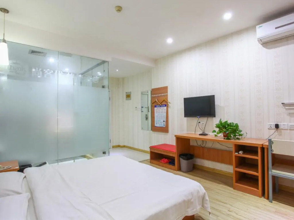 Thank Inn Plus Hotel Jiangyin University