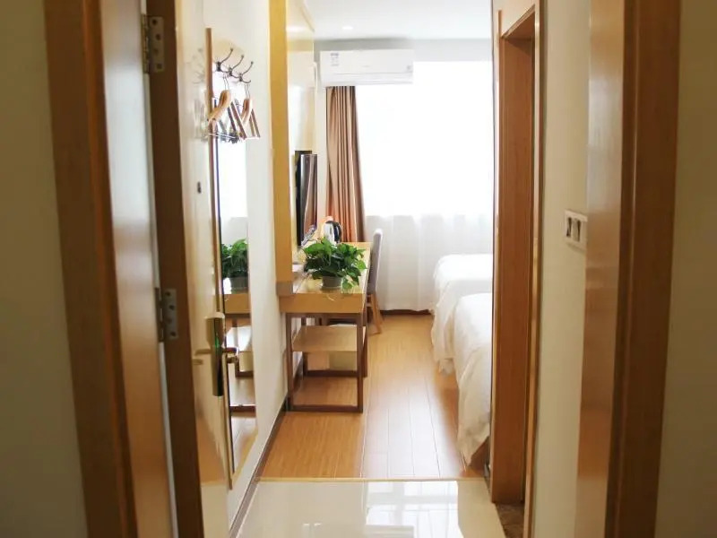GreenTree Inn Rizhao Wulian County Bus Station