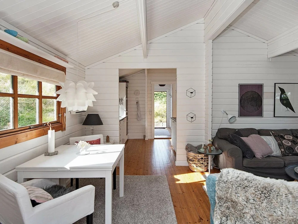 Cozy Holiday Home in Hals With Sea Nearby