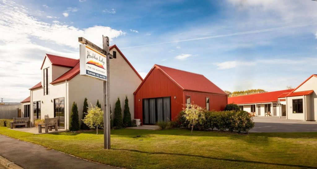 Hawkdun Lodge Motel