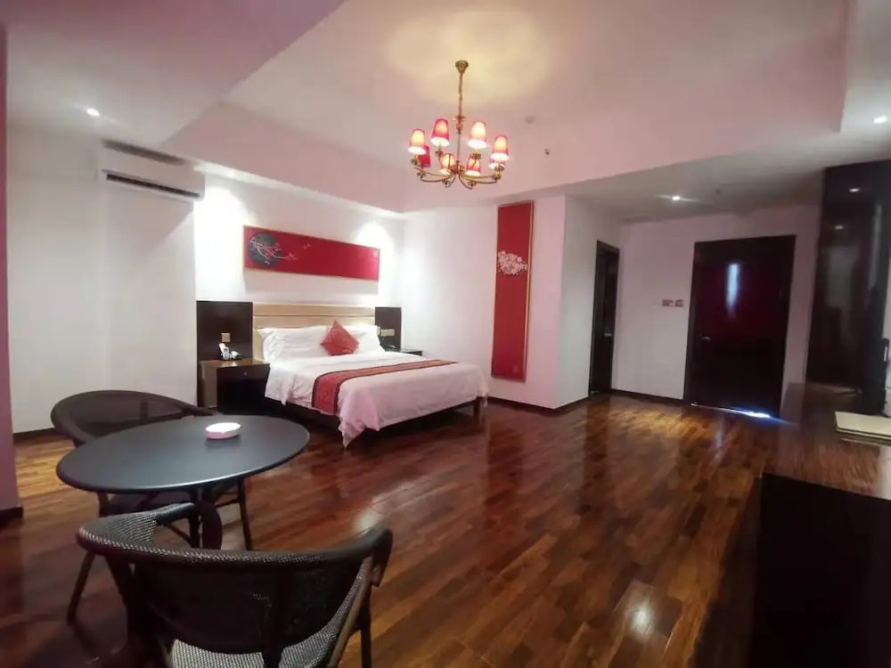Royal Meihao Hotel
