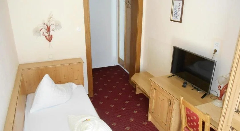Hotel Edelweiss