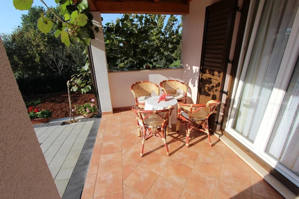 Dujmovic Superior Bungalow Wterrace Biba