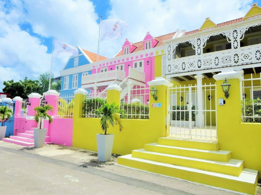 Scuba Lodge City Beach