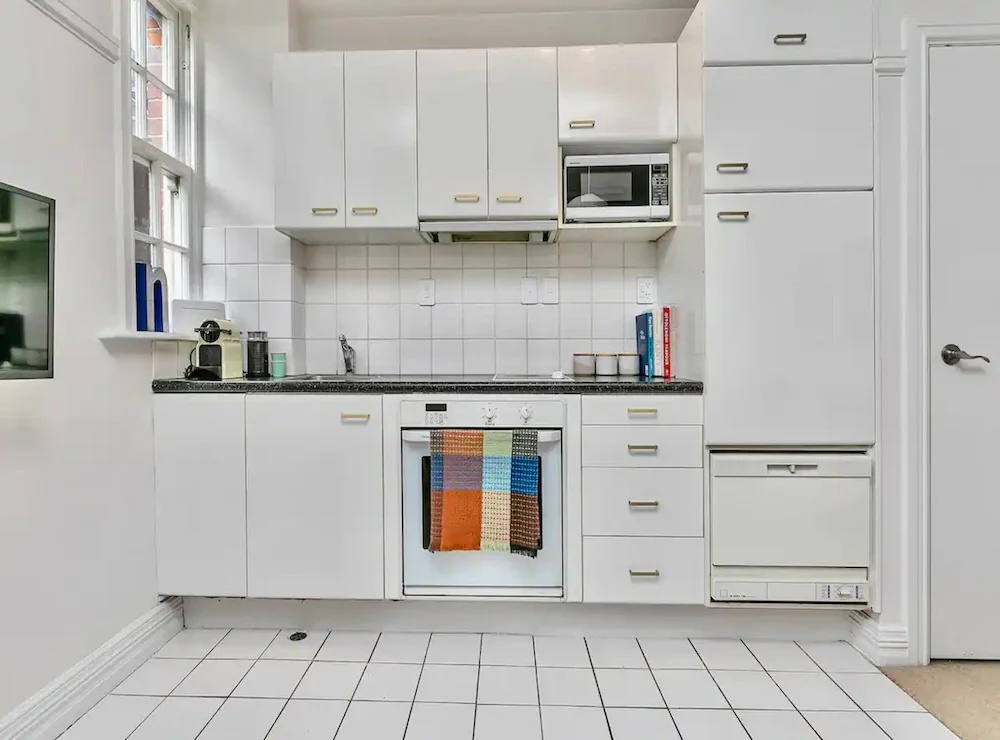 Heart Of The City Apartment In Heritage Building