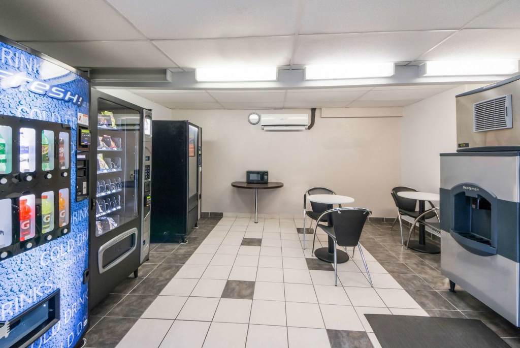 Studio 6 Laredo, Tx - North I-35