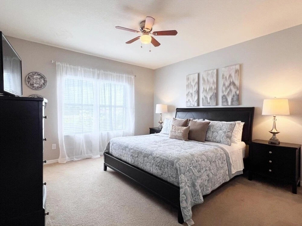 Newly Designed 5bed Pool Home With Lake View-339ys 5 Bedroom Home by Redawning