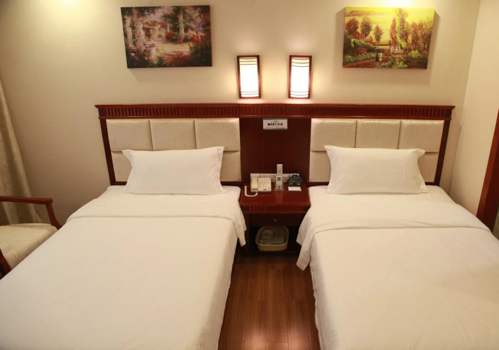 GreenTree Inn Huizhou Chenjiang Intercity Rail Station Hotel