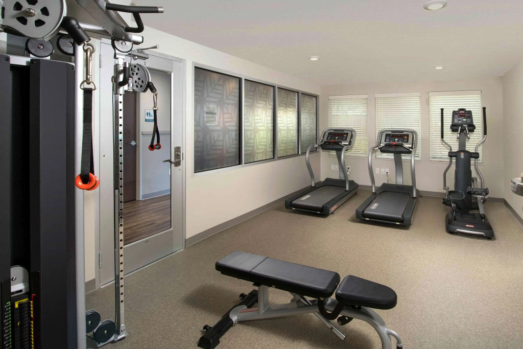 Woodspring Suites Cherry Hill