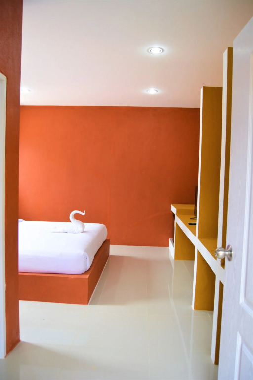 World Cat Beach & Resort เวิลด์แคท บีช แอนด์ รีสอร์ท