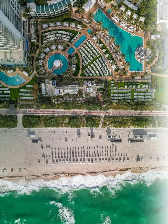 FB Miami Beach Tresor Private Luxury Suites