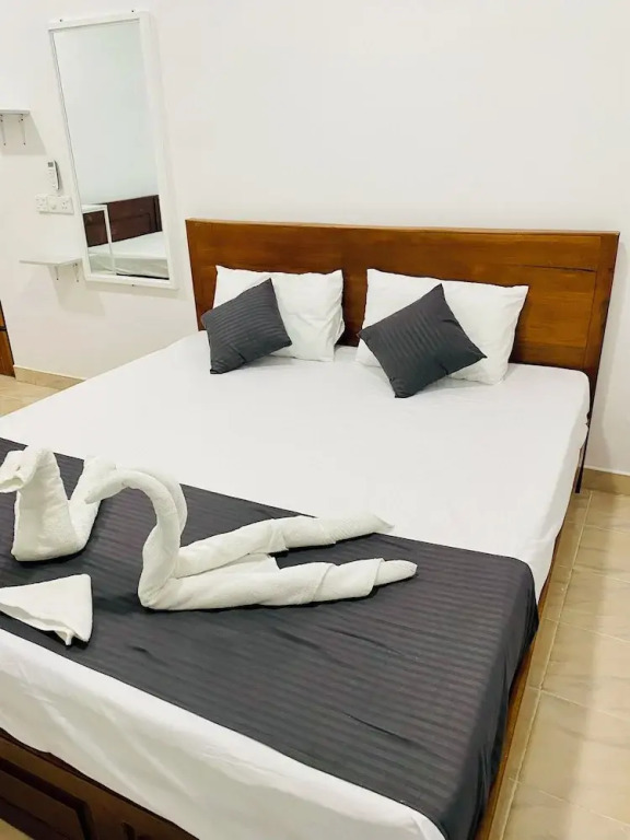 Hotel Jay R