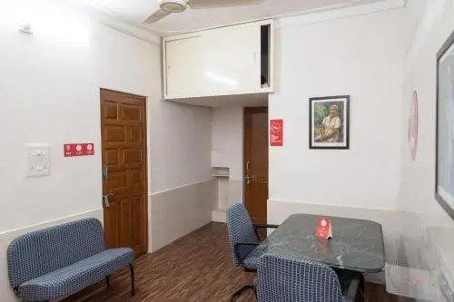 Dave's Guest House