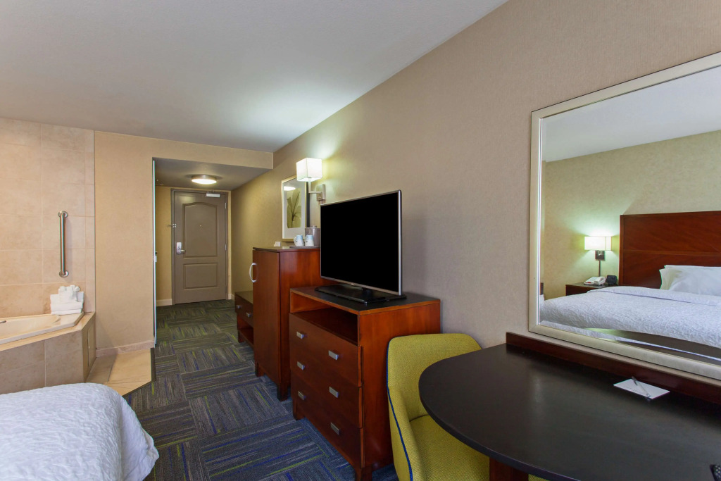 Hampton Inn and Suites Merced